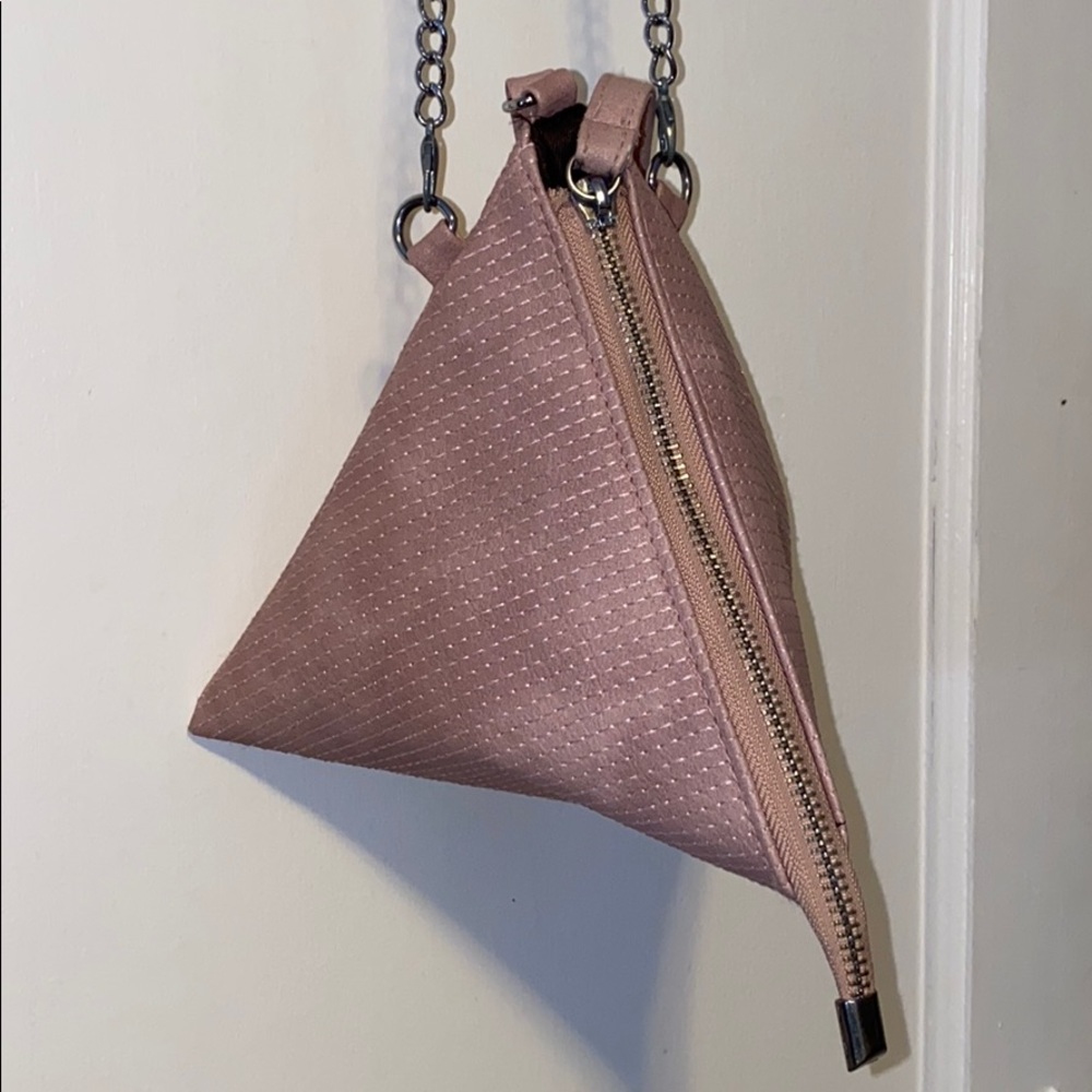 👻🧚🏻‍♀️ 5/$40! 🧚🏻‍♀️ Dusty Pink Geometric Purse